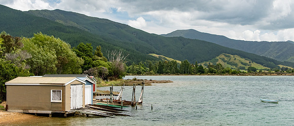 Queen Charlotte Drive